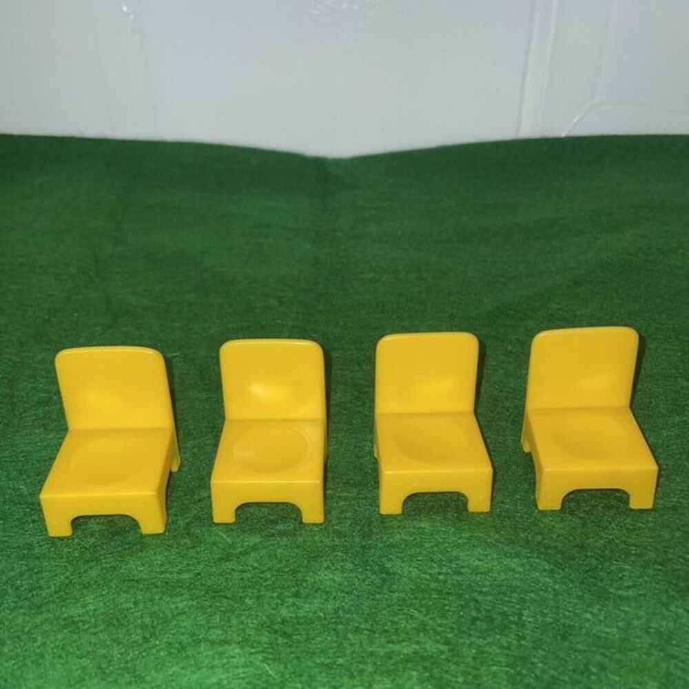 VTG 4 1972 Hasbro Weebles #595 Yellow Chair Furniture Lot Romper Room Car Camper